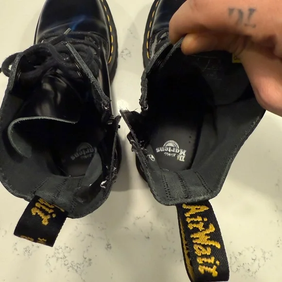 Dr. Martens Black Platform Boots doc martens Jadon boots - Picture 2 of 10